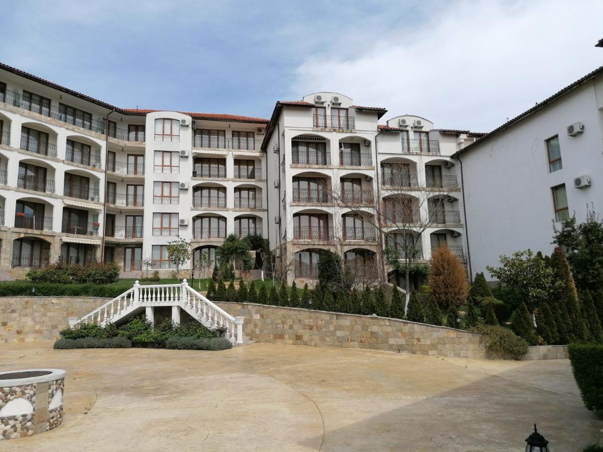Triumph Holiday Village Sveti Vlas Exterior foto