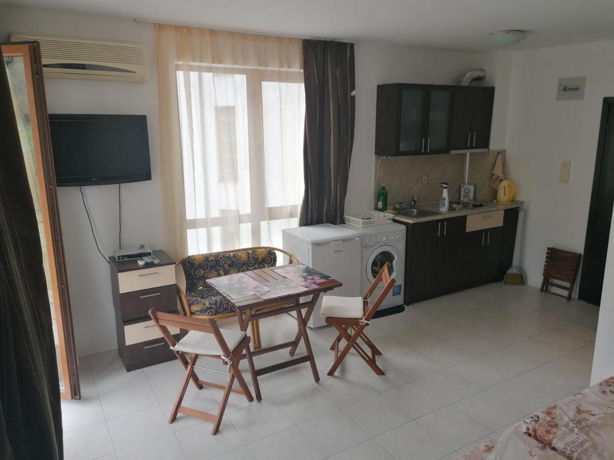 Triumph Holiday Village Sveti Vlas Exterior foto